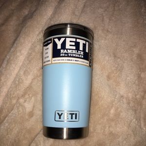 NWT Yeti Blue Rambler Tumbler 20oz